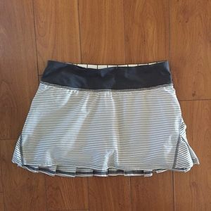 LuluLemon tennis skirt